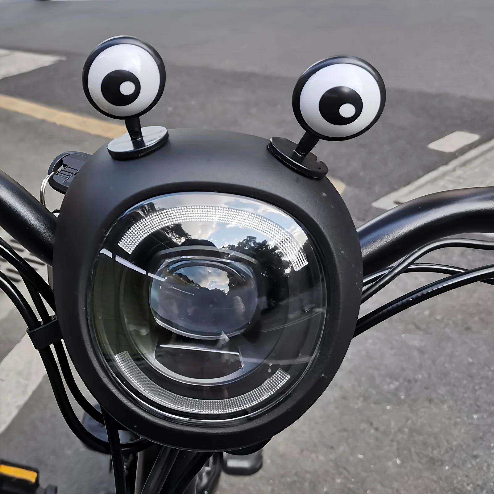 2Pcs Electric Bike Eye Decorat - огляд і ціна Motorcycle Helmets